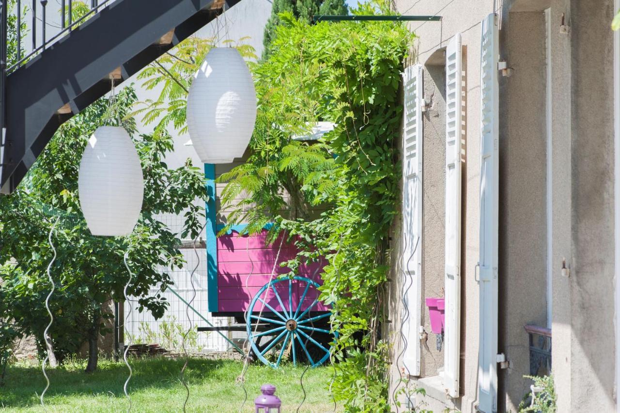 Roulotte Insolite Avec Terrasse Proche Paris Noisy-le-Grand ภายนอก รูปภาพ